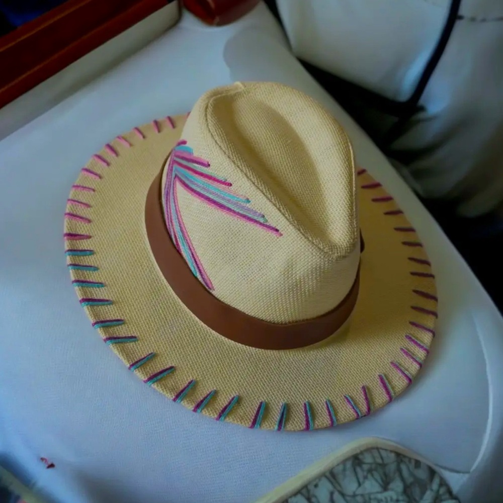 Campelle - The Florence Hat - Handmade Banana Fiver Boho Fedora - Picture 2 of 2